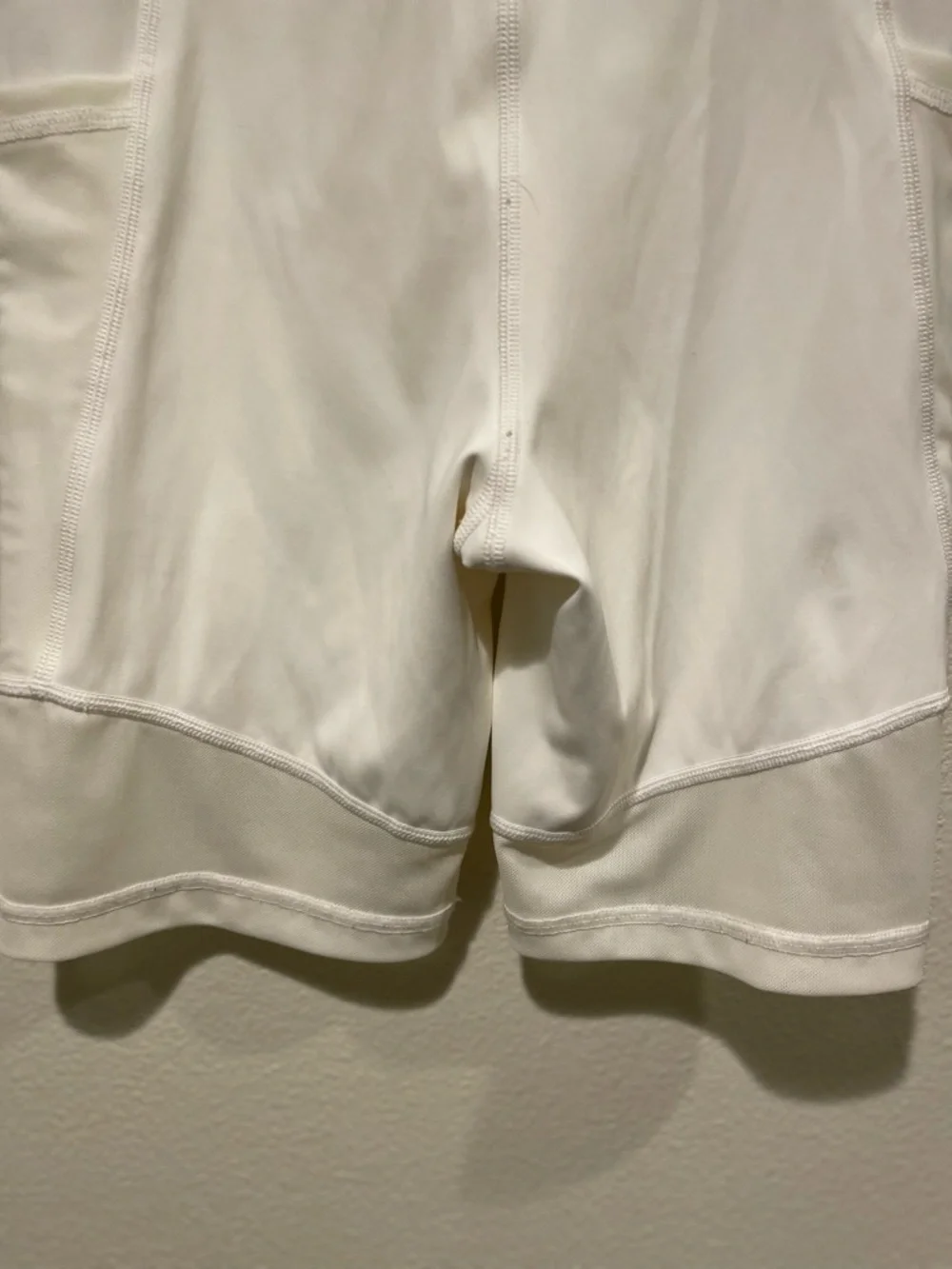 aerie High-Rise White/cream Bike Shorts with Side Pockets. Sz S - Picture 4 of 6